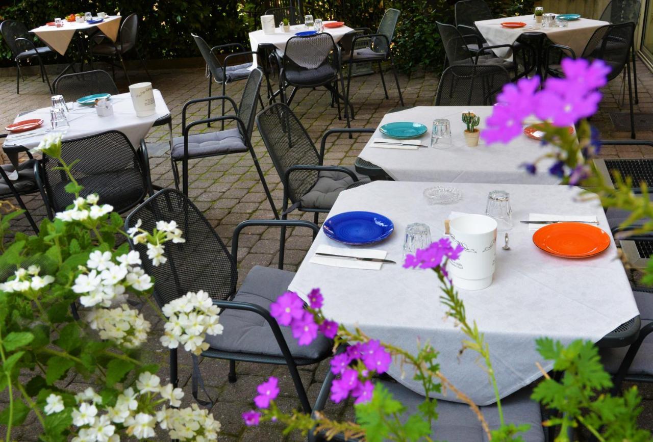 Hotel Quarcino Όπως Εξωτερικό φωτογραφία